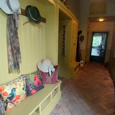 Homestay Hemma Grove, The Loft